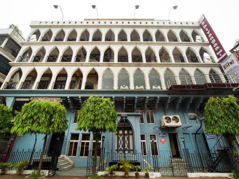 Fabhotel Shivangan Airport - Fully Vaccinated Staff Kolkata