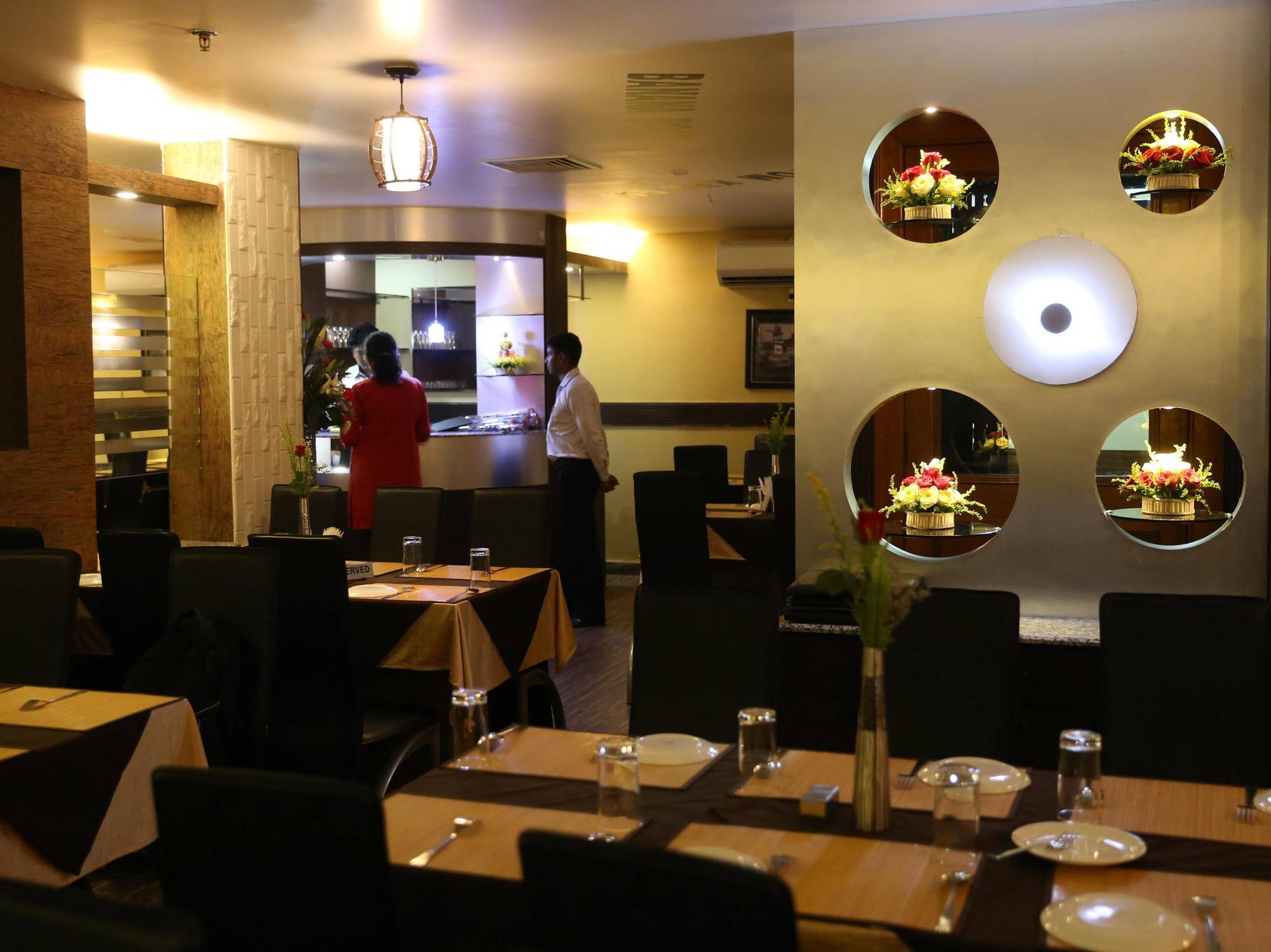 Fabhotel Shivangan Airport - Fully Vaccinated Staff Hotel 3*